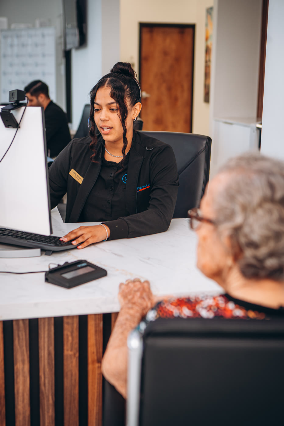 Friendly help with Medicare and benefits